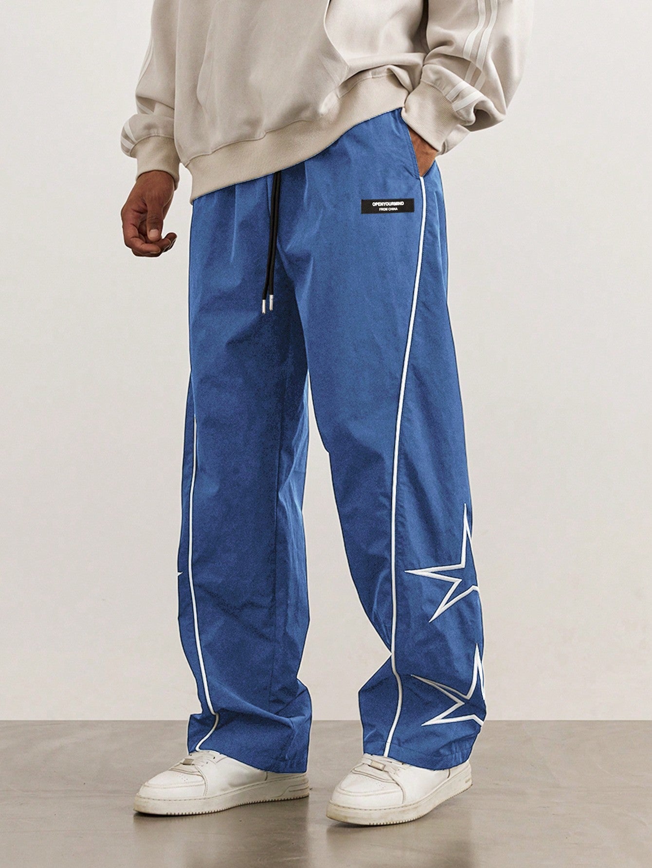 Manfinity Hypemode Men'S Loose Star Pattern Side Striped Pants