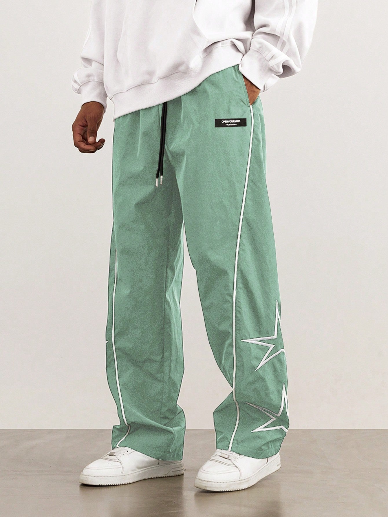 Manfinity Hypemode Men'S Loose Star Pattern Side Striped Pants