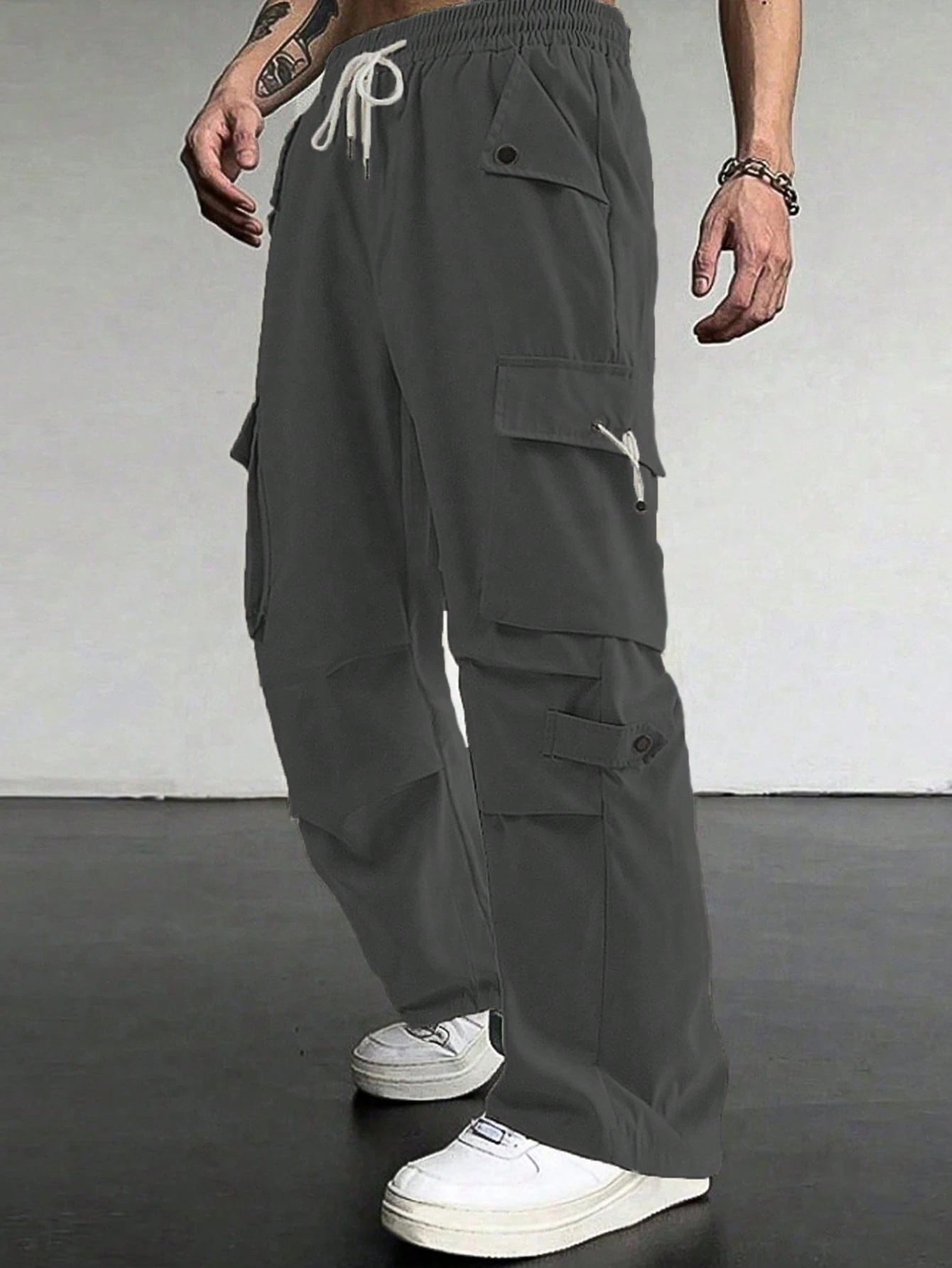 Manfinity Hypemode Loose Fit Men'S Casual Cargo Pants Baggy Cargo Pants Men