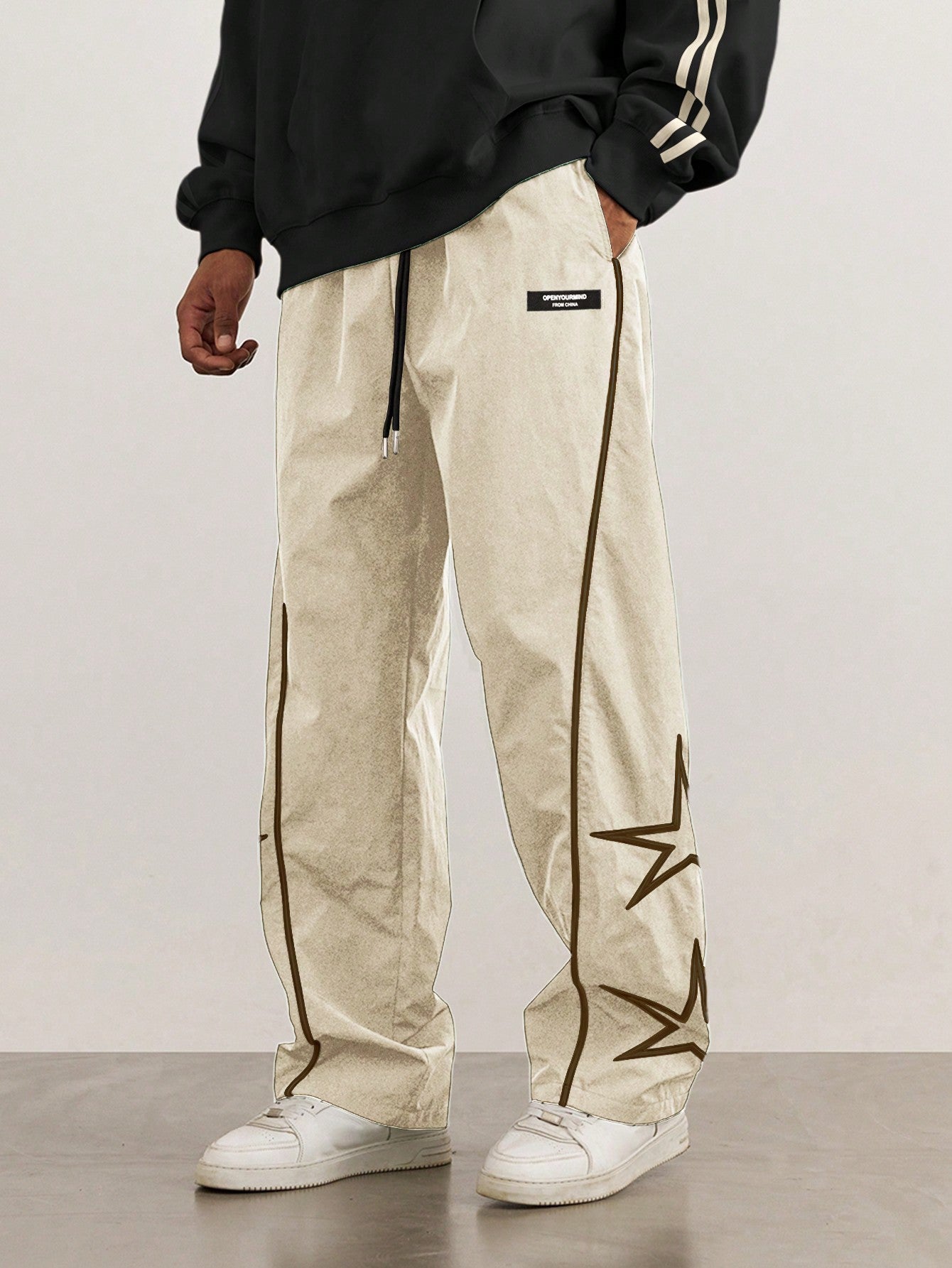 Manfinity Hypemode Men'S Loose Star Pattern Side Striped Pants